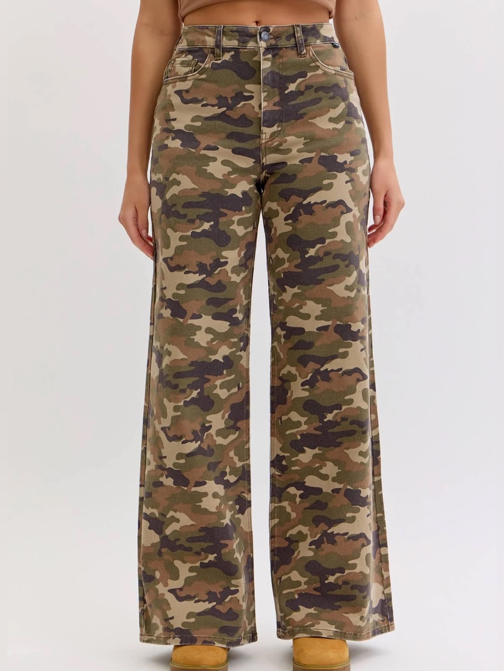 NWT Cello Camouflage Barrel Jeans Size 5